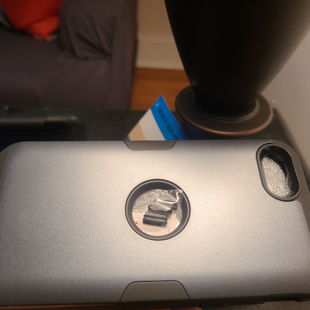 The brand is you maker slim case iPhone SE